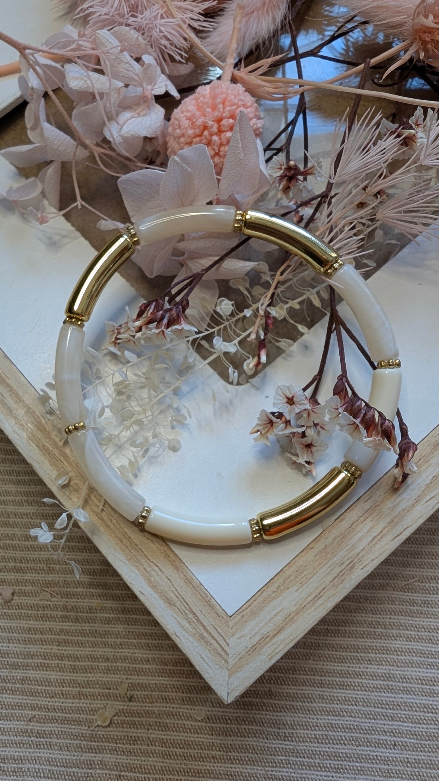 Bracelets perles fines incurvées en résine - Collection été