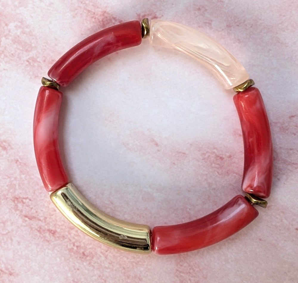 Bracelet résine modèle 13 rouge et blanc marbré, doré