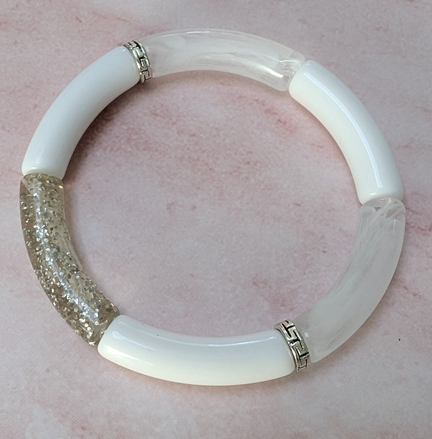 Bracelet résine modèle 1 blanc et paillettes