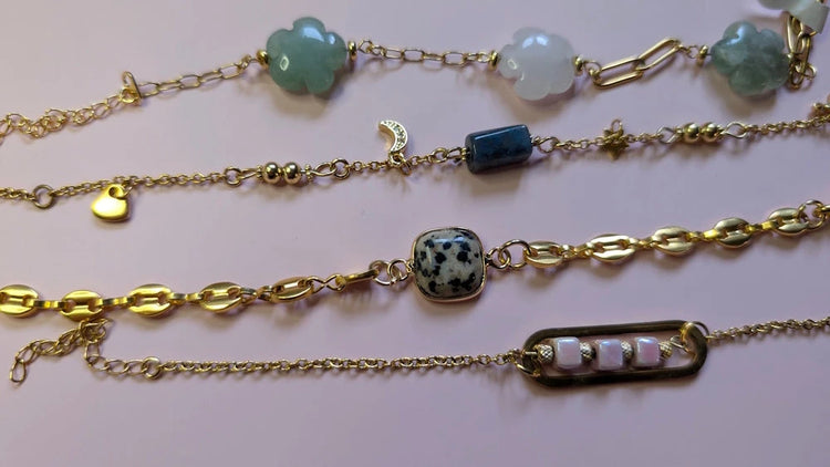Mix de Bracelets Dorés – un véritable raffinement 