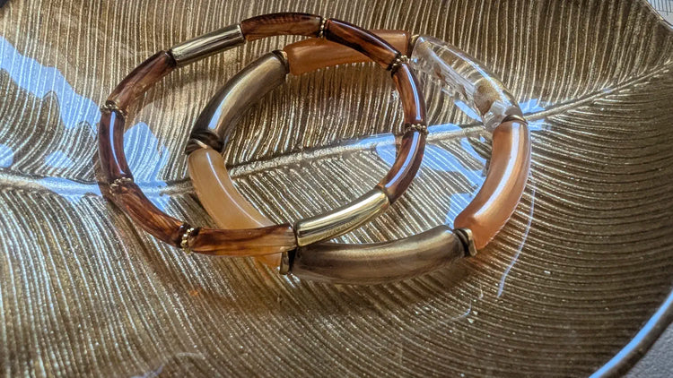 Bréacelets résine, le must have e 2025. Discrets ou non ils passent partout