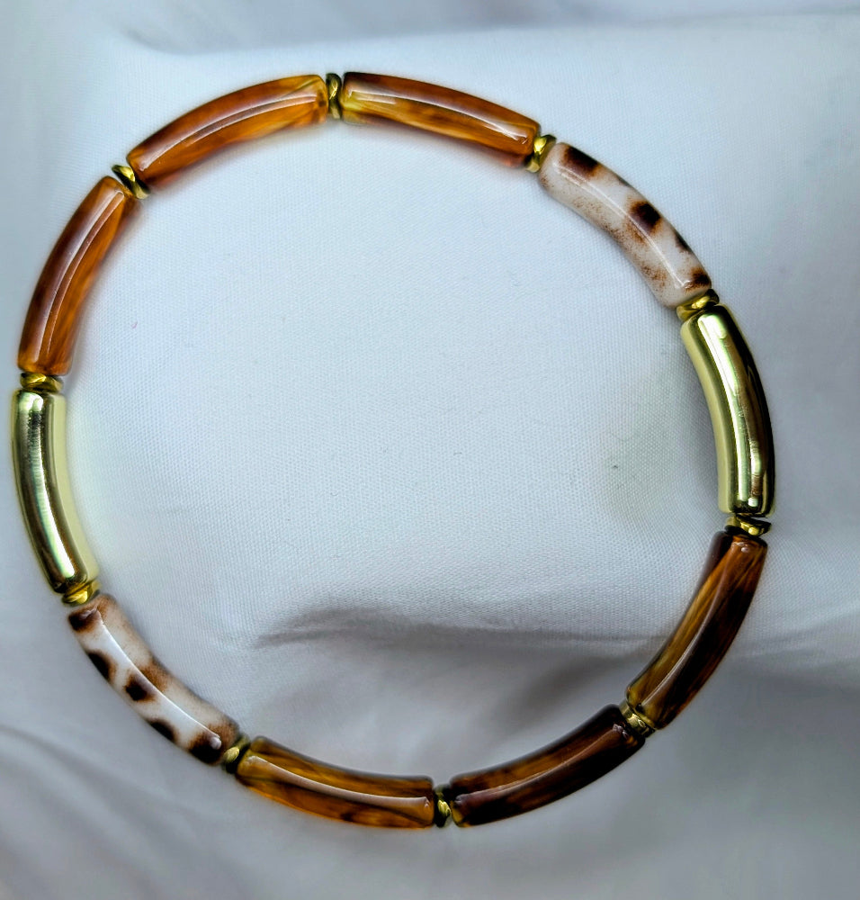 Bracelet fin en résine automne hiver –doré, ambre et beige tacheté 