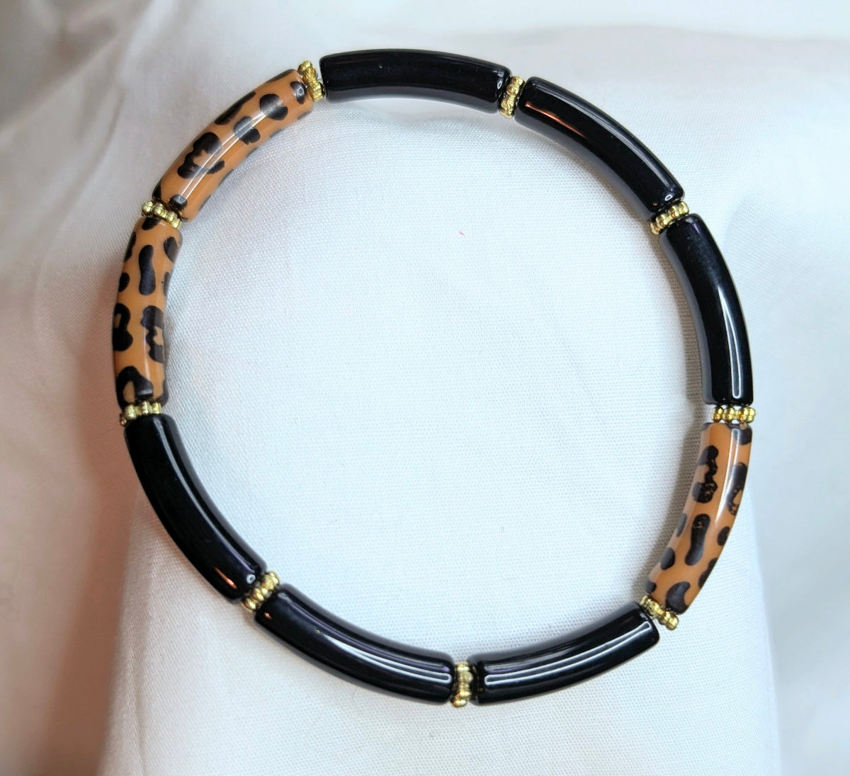 Bracelet fin en résine automne hiver – noir et marron tacheté noir