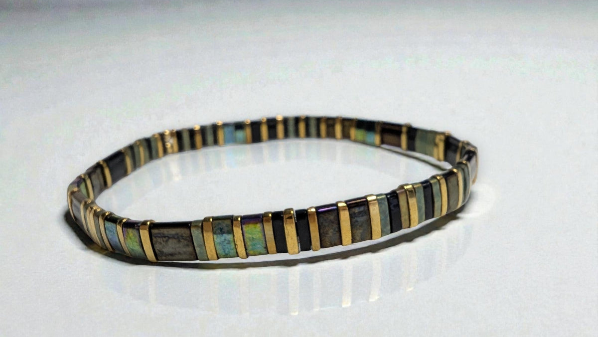 Bracelet Miyuki Tila Akemi vert irisé noir et or