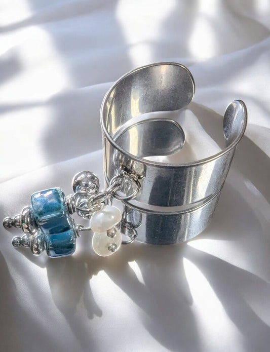 Bague réglable acier inoxydable avec charms