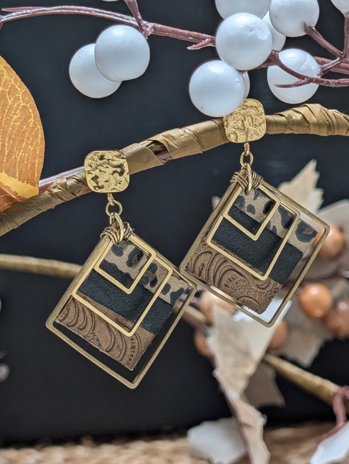 Le mix léopard et cuir en toute discrétion, a adopter pour les fêtes 