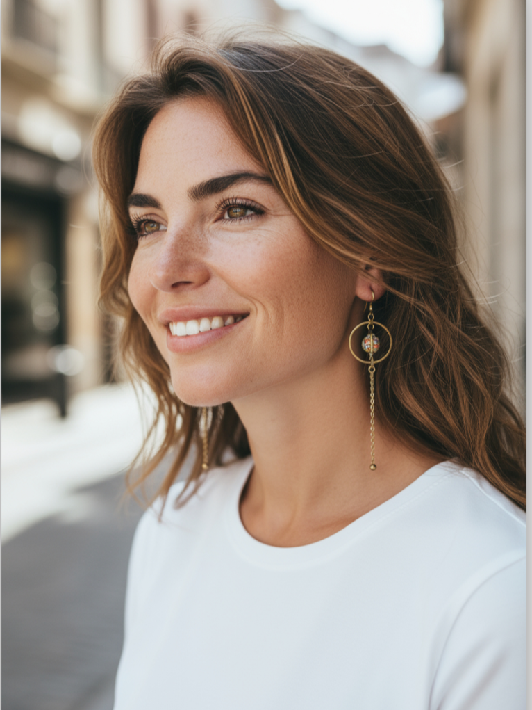 Un joli port des boucles d'oreilles Murano Arlequin 