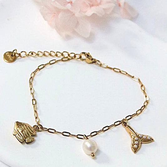 Bracelet Talysa, maille acier inoxydable fine et charms inspirés de l’océan